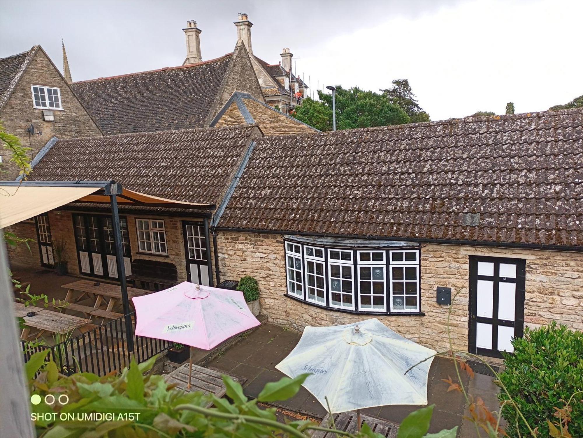 The Ship Inn Oundle Eksteriør bilde