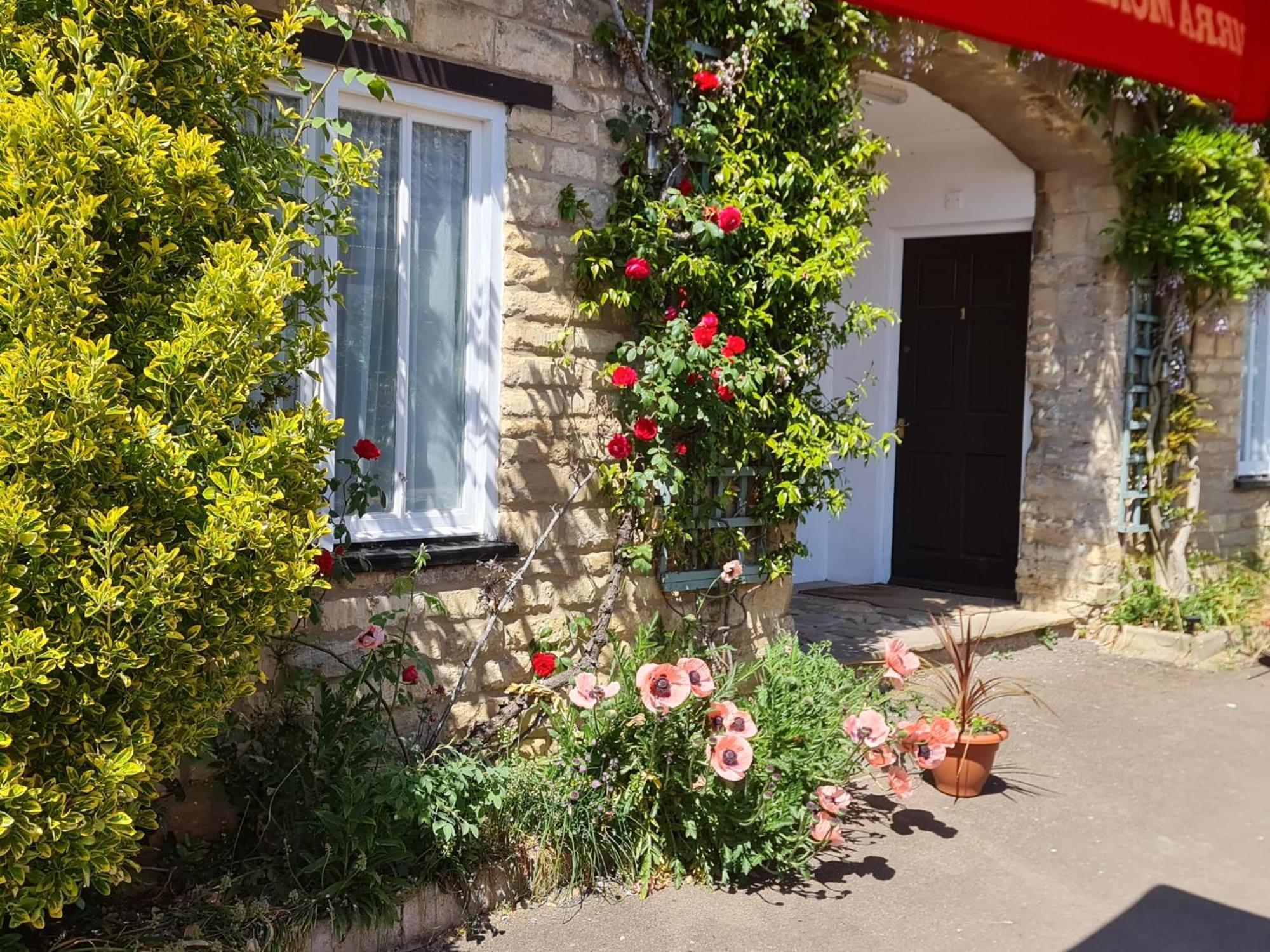The Ship Inn Oundle Eksteriør bilde
